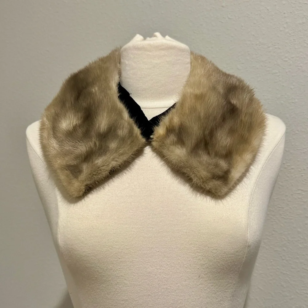 Vintage Mink Fur Beige Collar - 23